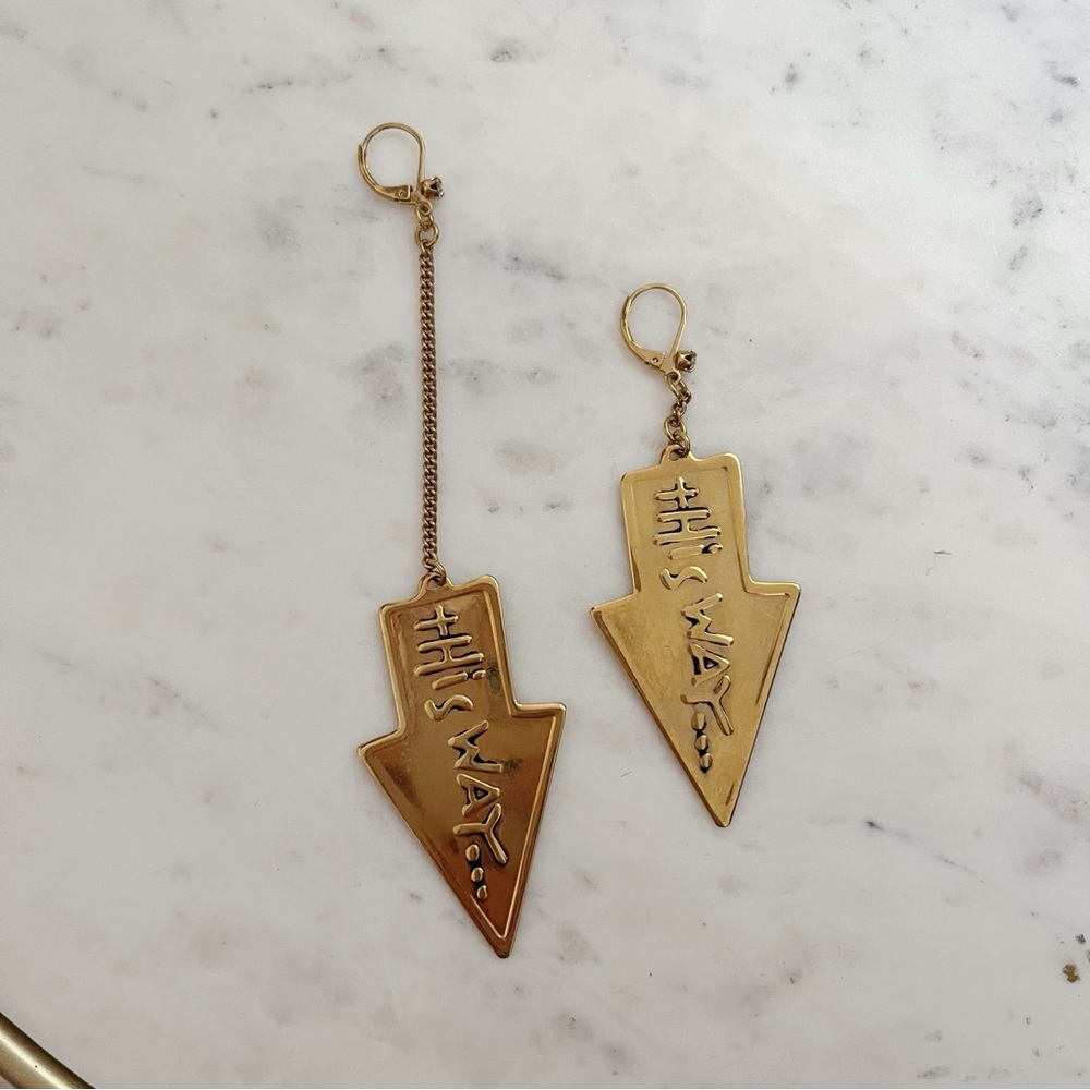 Betsey Johnson This Way Arrow Earrings